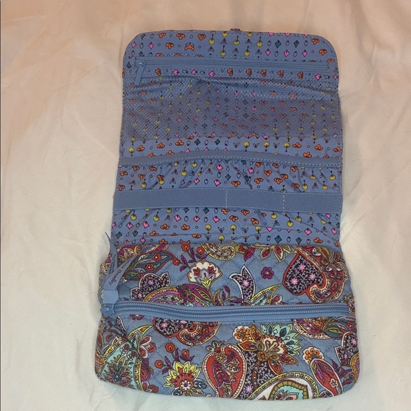 NWT Vera Bradley Multicolor Paisley Hanging Travel Makeup Bag - Picture 7 of 14